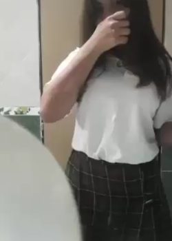 Deliciosa Colegiala Timida 5