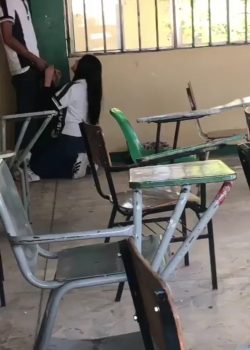 La zorrita de la escuela lo vuelve a hacer 7