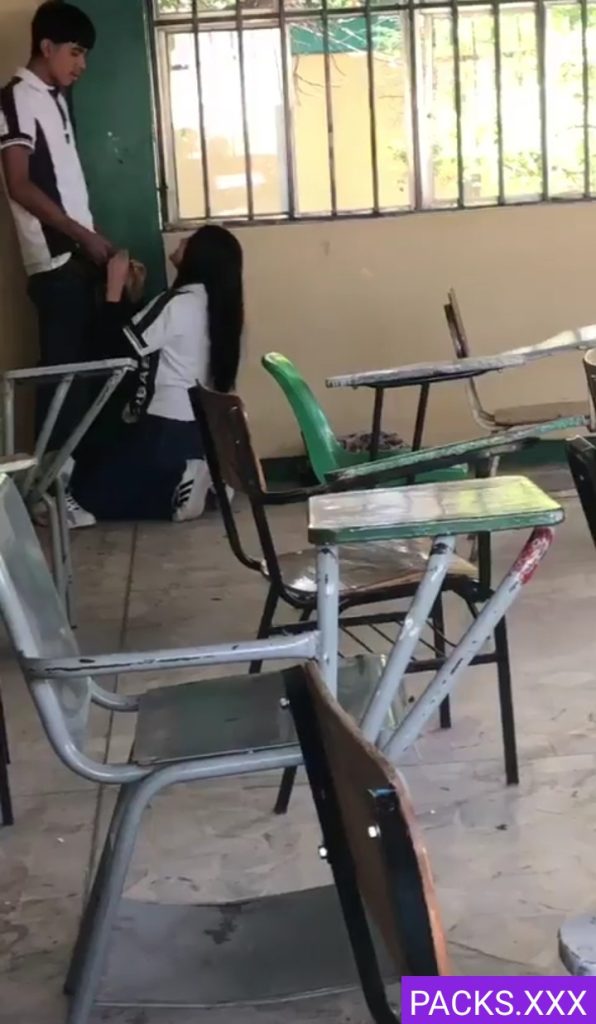 La zorrita de la escuela lo vuelve a hacer 1