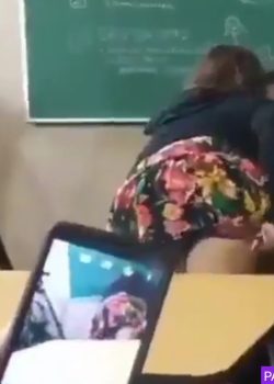 Se abre la panochita en el aula de clases 3