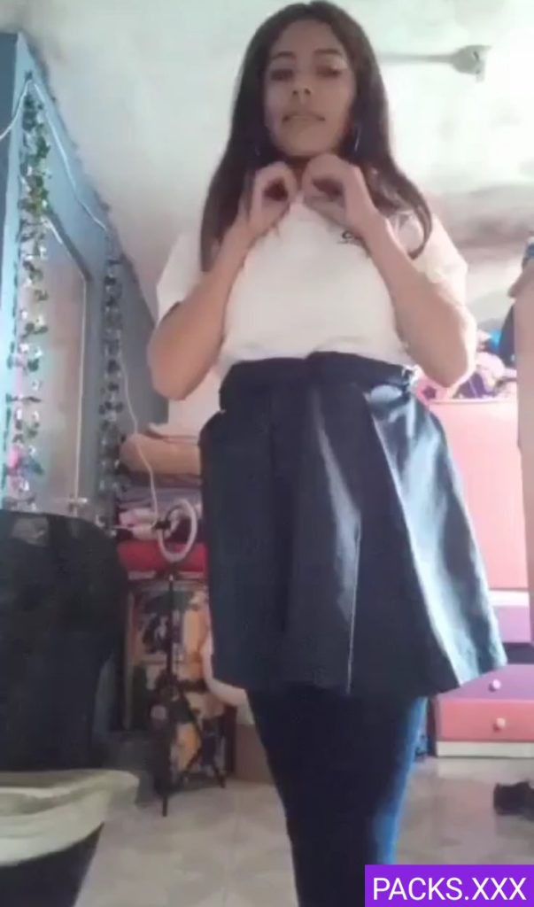 Colegiala perrona de buen cuerpo 1