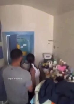 Pack Viral De La Policía Cogiendo Con Los Detenidos 15