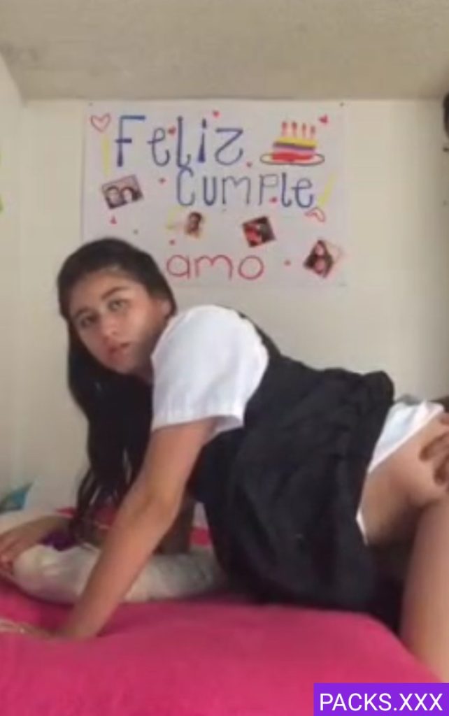 Colegiala Llena De Amor 1