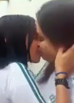 Morritas Colegialas Dándose Amor + Video 3