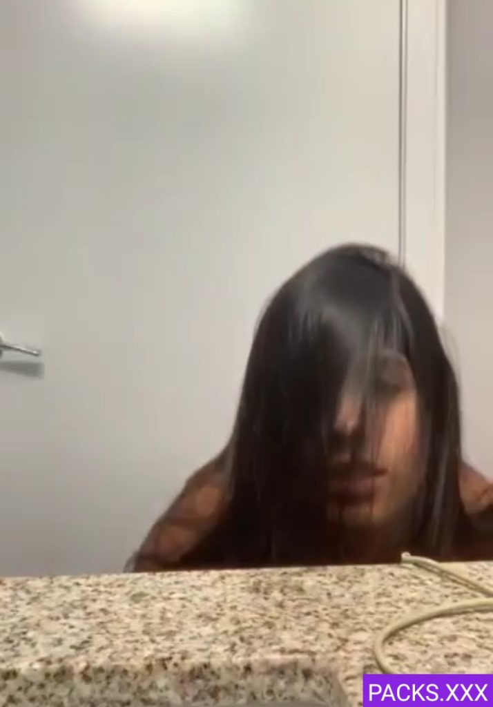 Minita De Cuerpo Espectacular+ Vídeo Desnuda 1