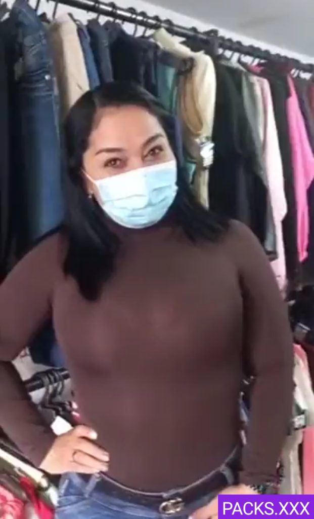 La vendedora de ropa + Full Vídeo 1