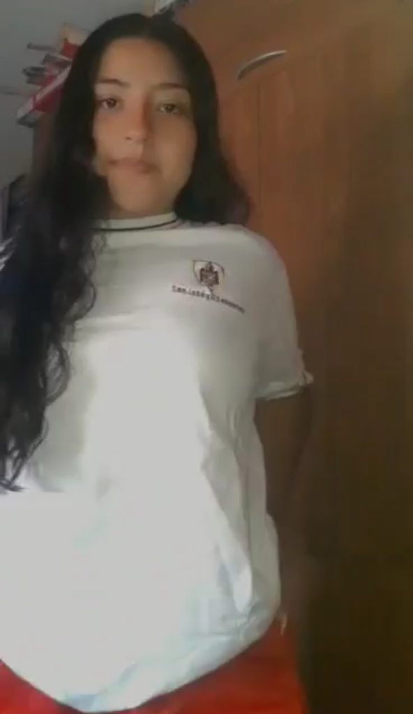 Colegiala pendeja+ Vídeo Casero 1