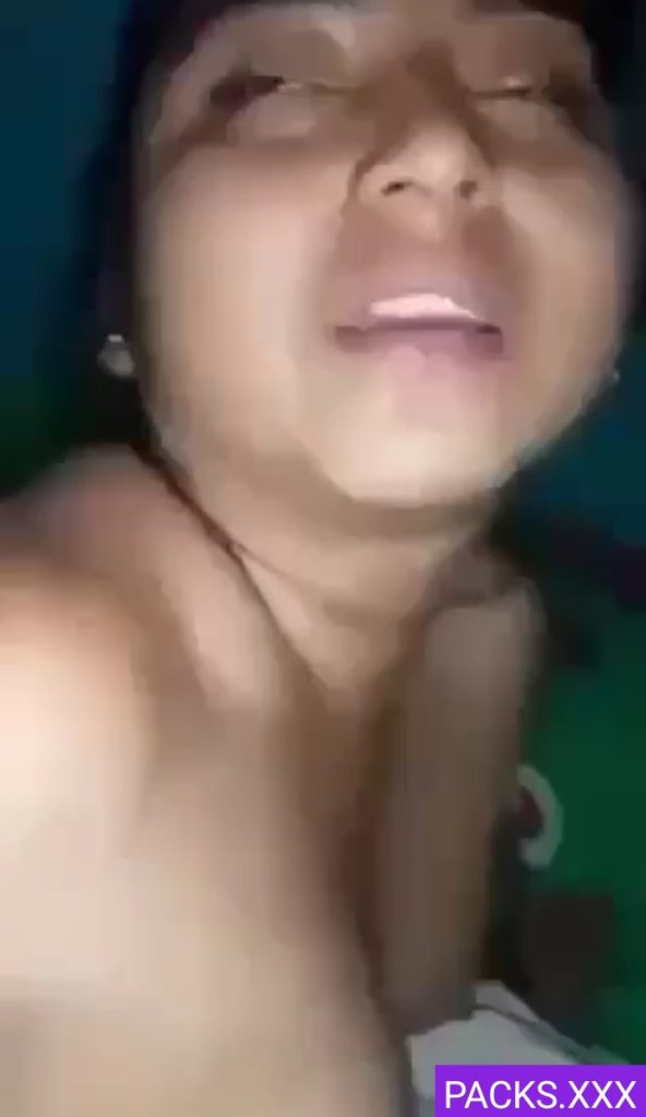 Jovencita Pendeja Entregando El Chiquito 1