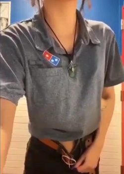 Flaquita Viral De Domino's Pizza 3