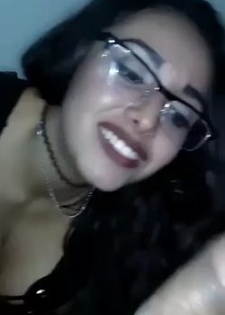 Morena Caliente Y Cachonda + Vídeo Casero 4