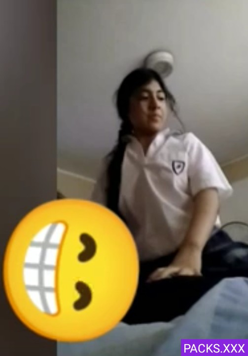 Colegiala Cogelona + Vídeo Filtrado 1