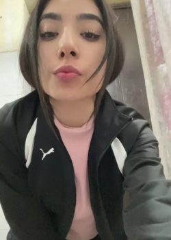 Ricura De Estudiante Con La Panocha Pelada 5