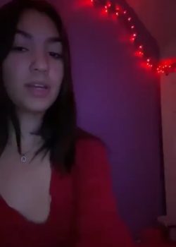 Flaquita Se Lanza Un Vídeo Desnuda 7