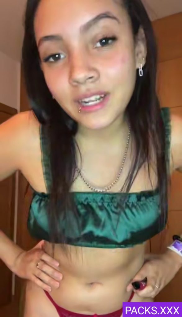 Jovencita Caliente y Traga Leche + 15 Minutos Full 1