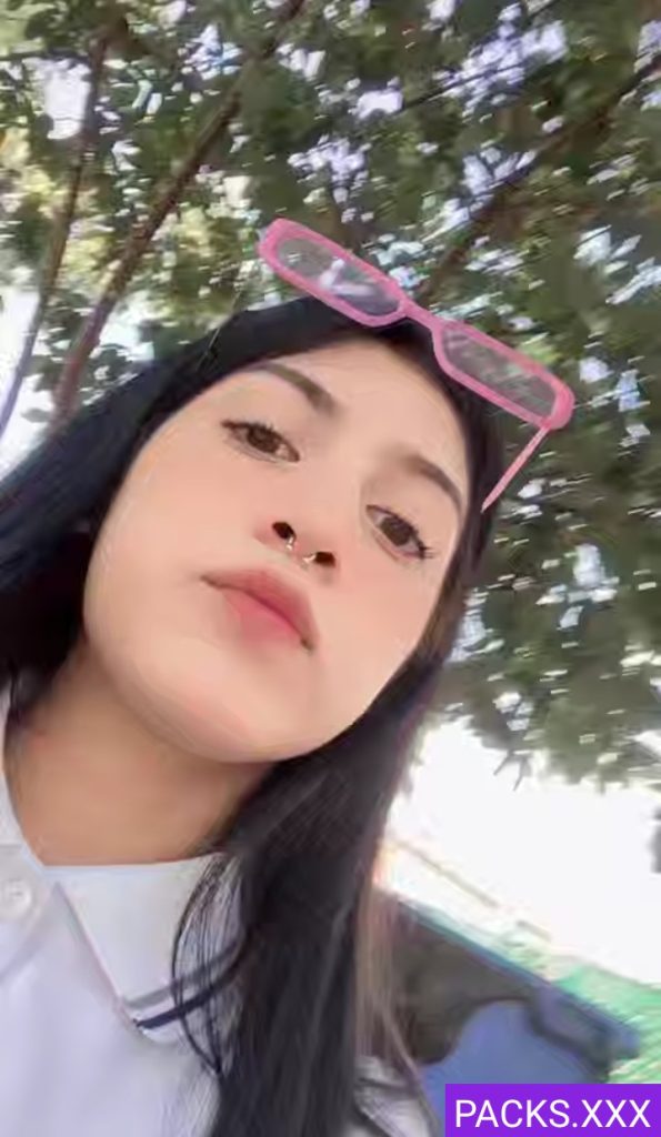 Ricura De Colegiala Blanquita+ 3 Videos 1