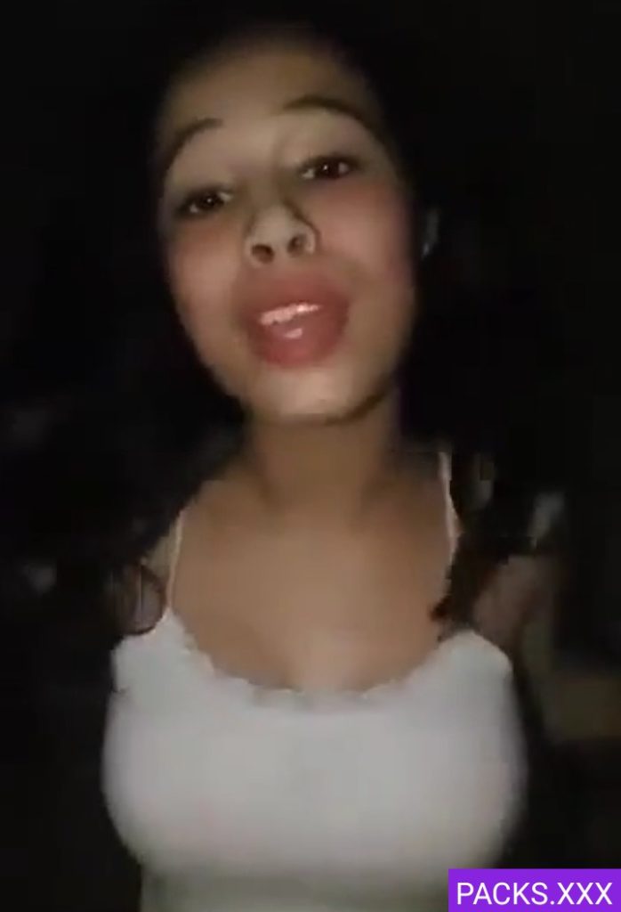 Morra Chichona Putipobre Se Pone Juguetona Y Caliente 1