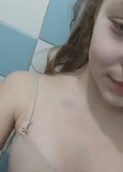 Morrita Rubia Nalgona + Vídeo Dándose Deditos 5
