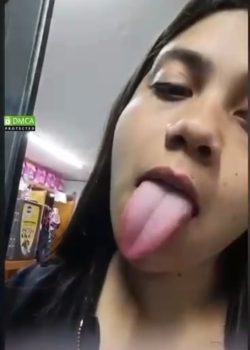 Rica Jovencita Tetona Se Pone Muy Hot + Vídeo Desnuda 6