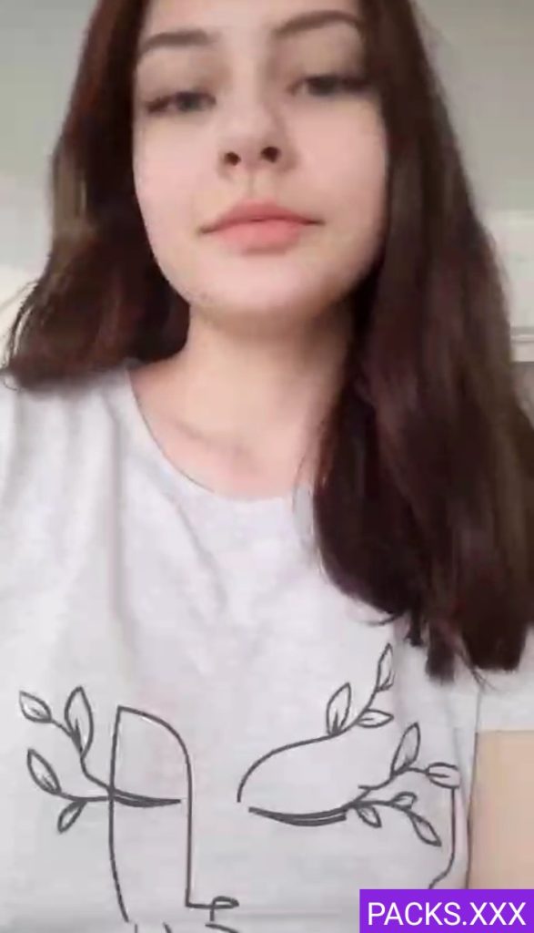 Deliciosa Mina Blanquita Se Toca La Panochita En Muchas Poses 1