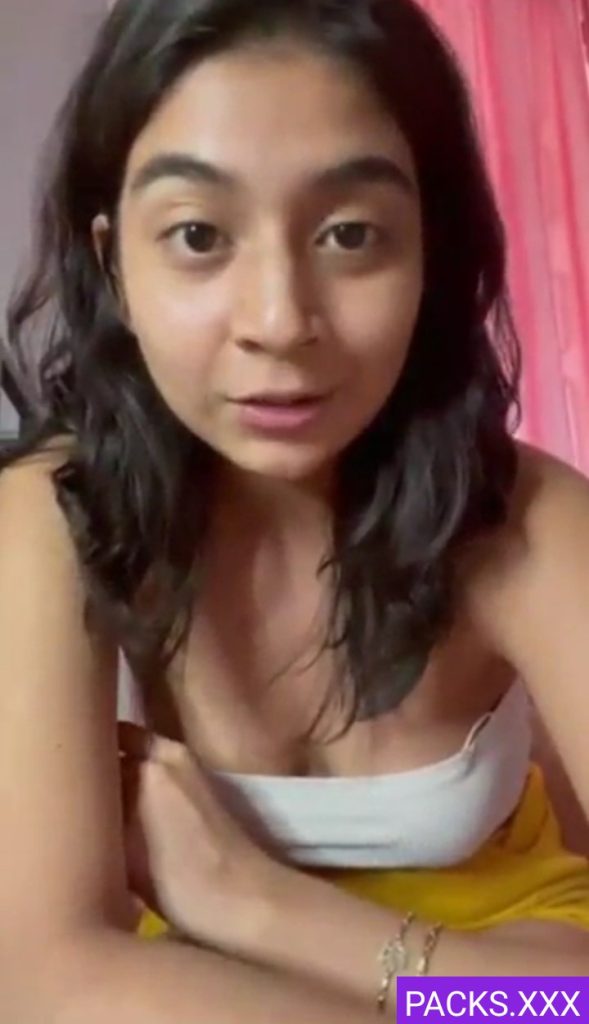 Flaca De Tetas Pequeñas+ Vídeo Full Masturbándose 1