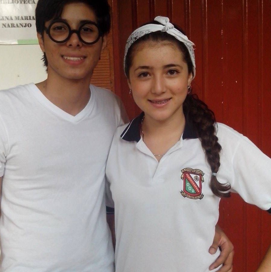 Morrita Colombiana De Colegio De Paga + Nudes & Vídeos 1