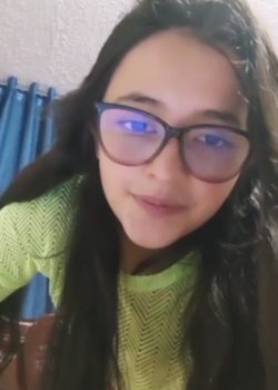 Minita Que No Dejaras De Ver + Full Live Masturbándose 3
