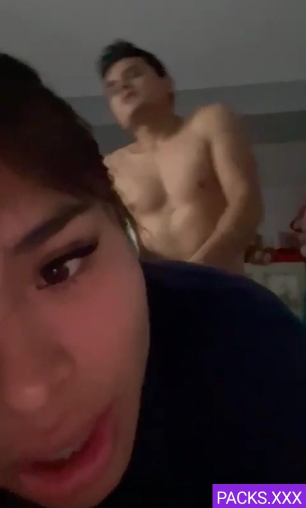 Deliciosa Mina Cogiendo Con El Compañero 1