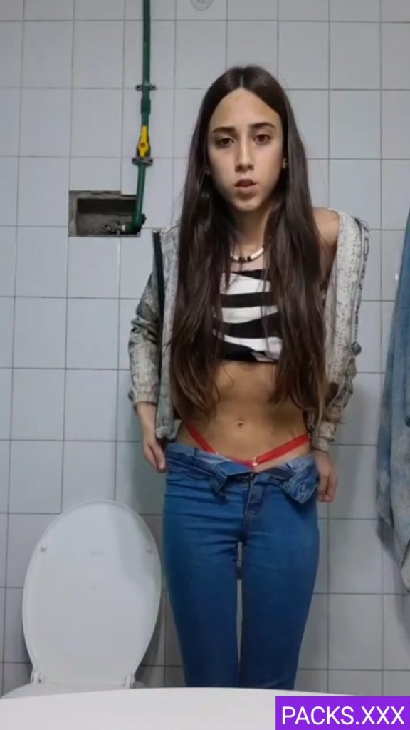 Más videos completos de esta rica flaquita que nos encanta 1