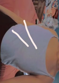 Colegiala Se Hace El Panty De Lado & Se Masturba 14