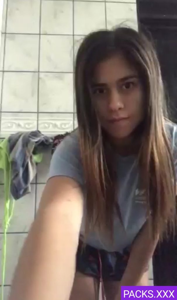 Joven Flaquita Pero De Grandes Nalgotas + Vídeo Full 1