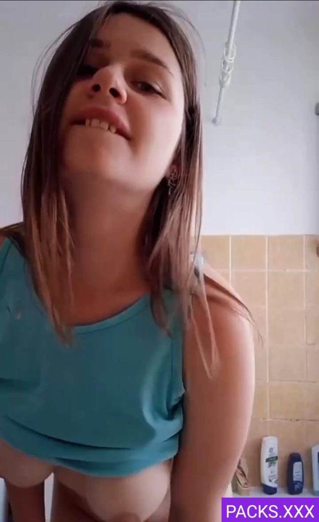 Nena Rubia Chichona + Vídeo Masturbandose 1