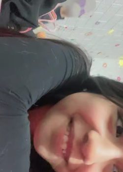 Morrita Bella & Divina + Full Vídeo Masturbándose 3