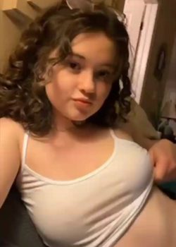 Morrita Sabrosa De Tetas Ricas + Vídeos 2