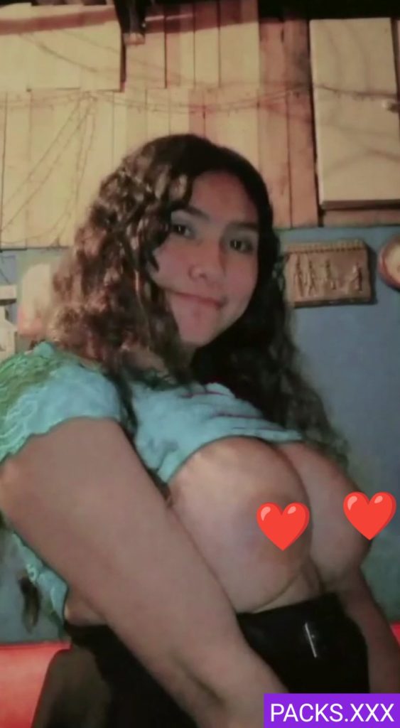 Rica morrita tetona + Videos 1