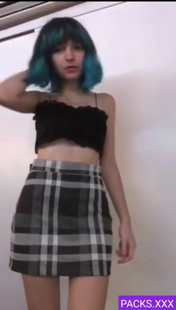 Flaquita Estudiante De Tetas Pequeñas+ Vídeo 1