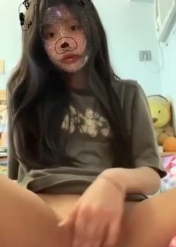 Flaquita Se Toca Y Graba Para Su Novio 3