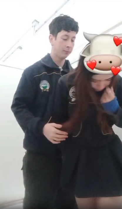 Morra Colegiala Nalgona Hace Todo Lo Que El Novio Diga 1