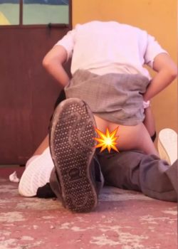 Colegiala Blanquita Le Dan Por El Chiquito 2