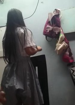 Colegiala Pendejita Cogida En Casa Del Profe 5